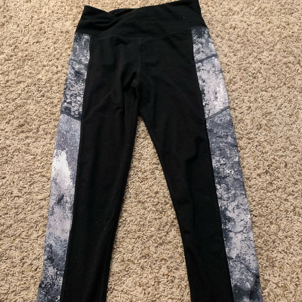 Patterned leggings